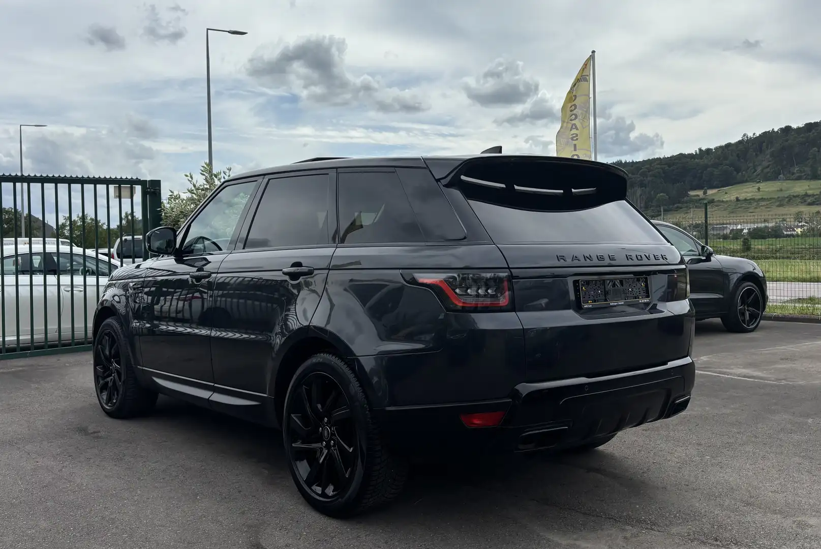 Land Rover Range Rover Sport D250 HSE Dynamic Gris - 2