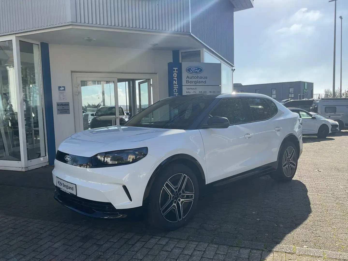 Ford Capri Premium Allrad LED*iACC*AHK*B&O*PANO*Ke*LM Bianco - 1