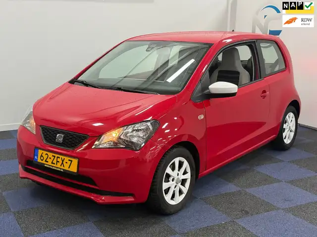 SEAT Mii 1.0 Style Chic / RIJDT SCHAKELT GOED / AIRCO