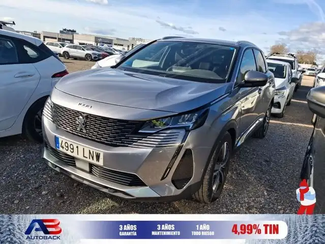 Peugeot 225 e-EAT8 Allure Pack