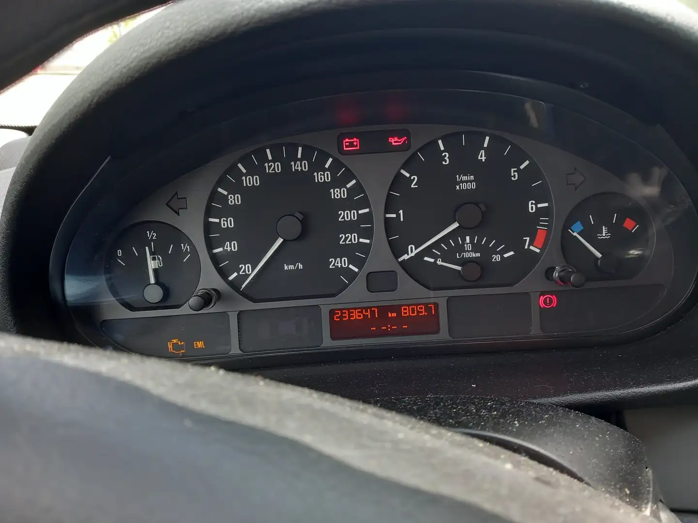 BMW 116 116i Stříbrná - 2