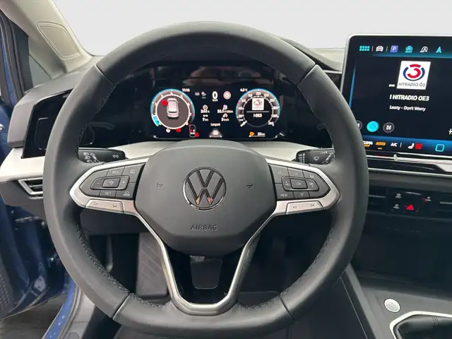 Volkswagen Golf view 11