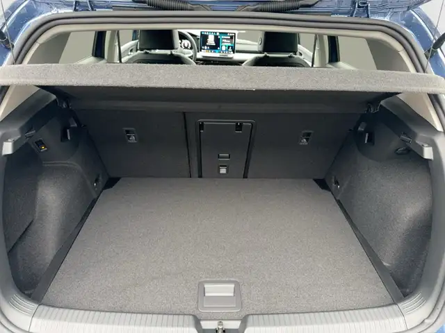 Volkswagen Golf view 22