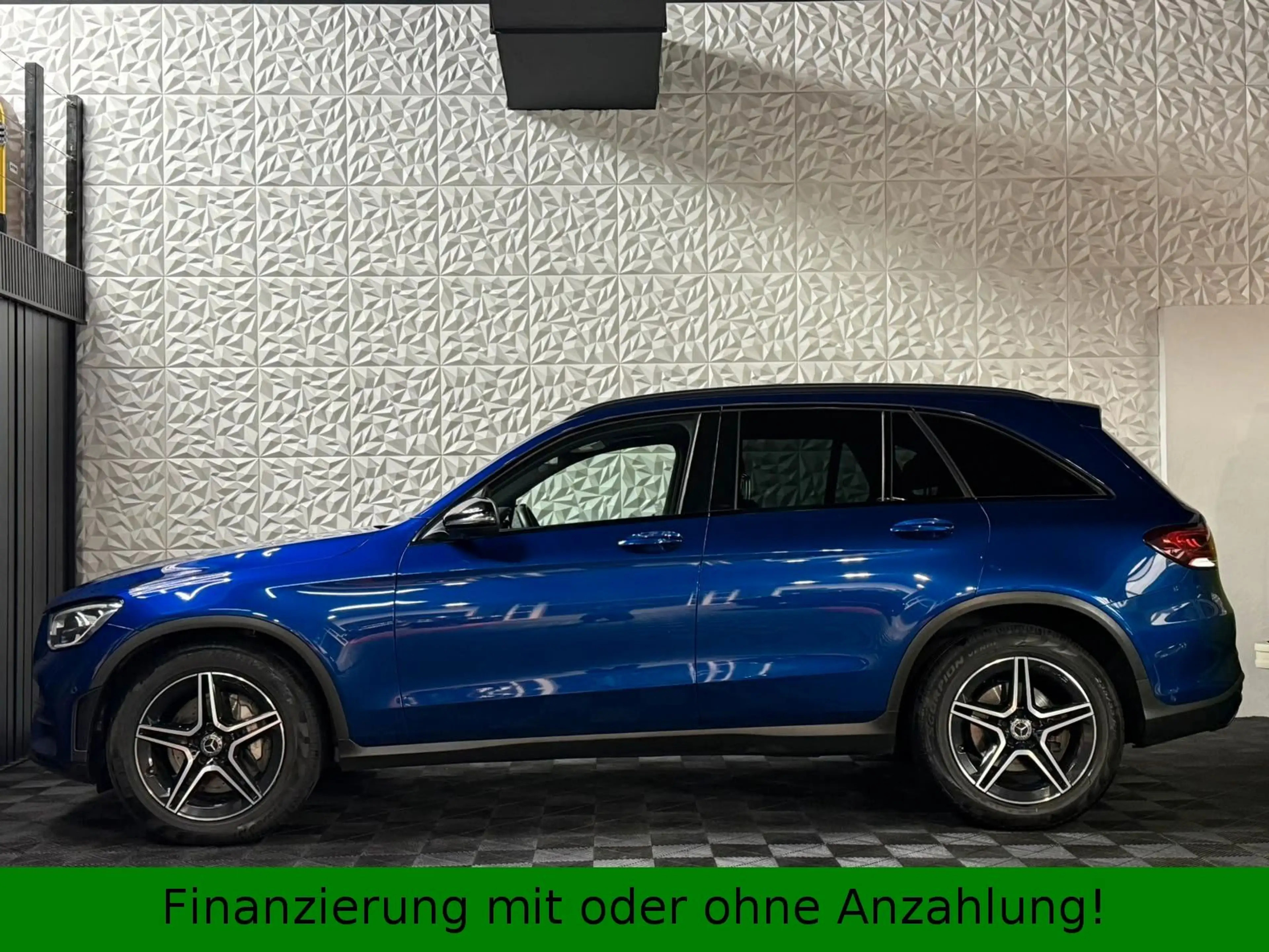 Mercedes-Benz GLC 400 d 4Matic*AMG**LED*Mbux*Pano*DAB*AHK*Kam* — photo 3