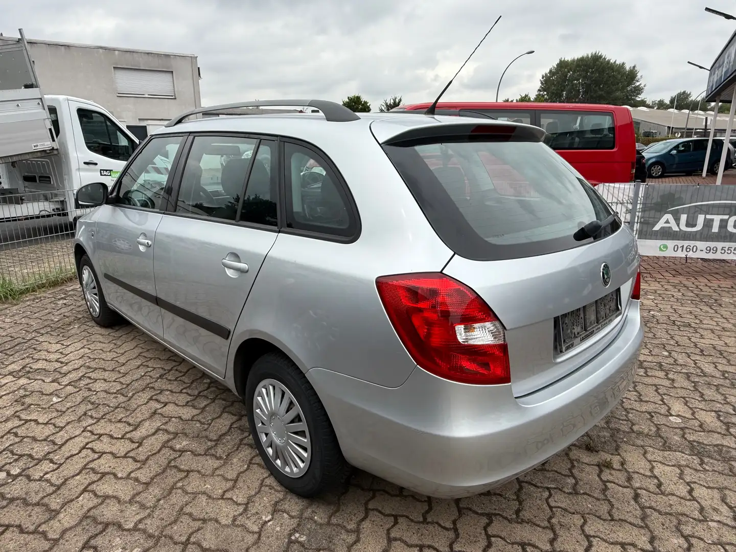 Skoda Fabia Ambiente Silber - 2