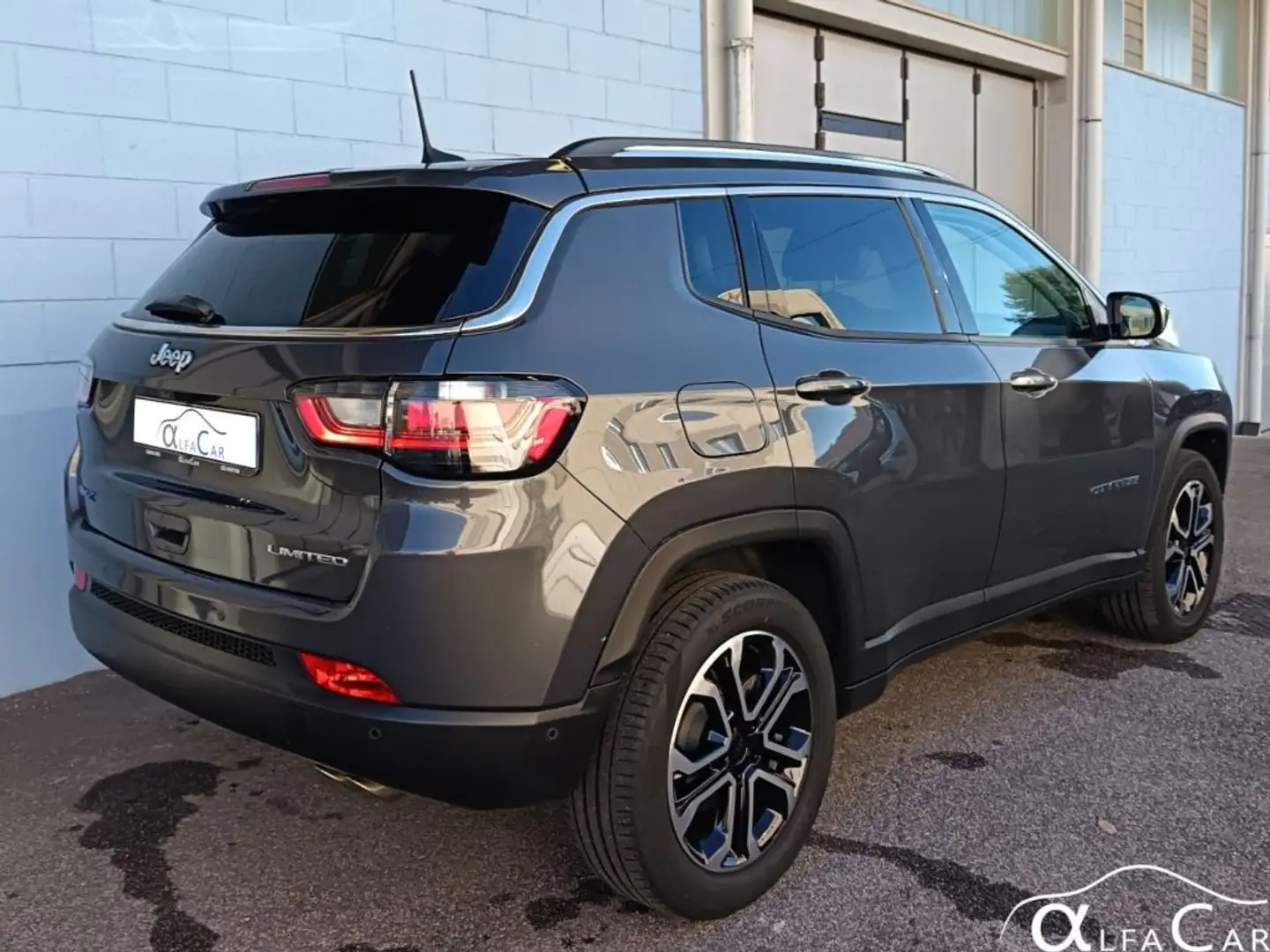 Jeep Compass 1.3 Turbo T4 190 CV PHEV AT6 4xe Limited Grigio - 2