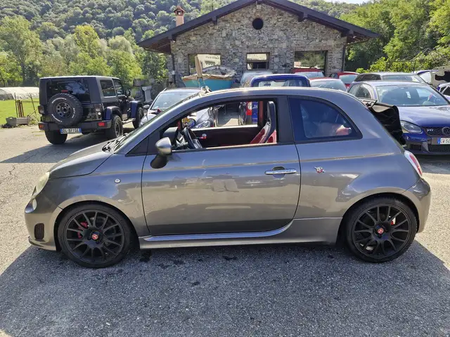 Abarth 500c view 5