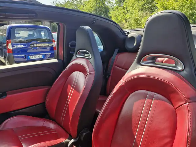 Abarth 500c view 10