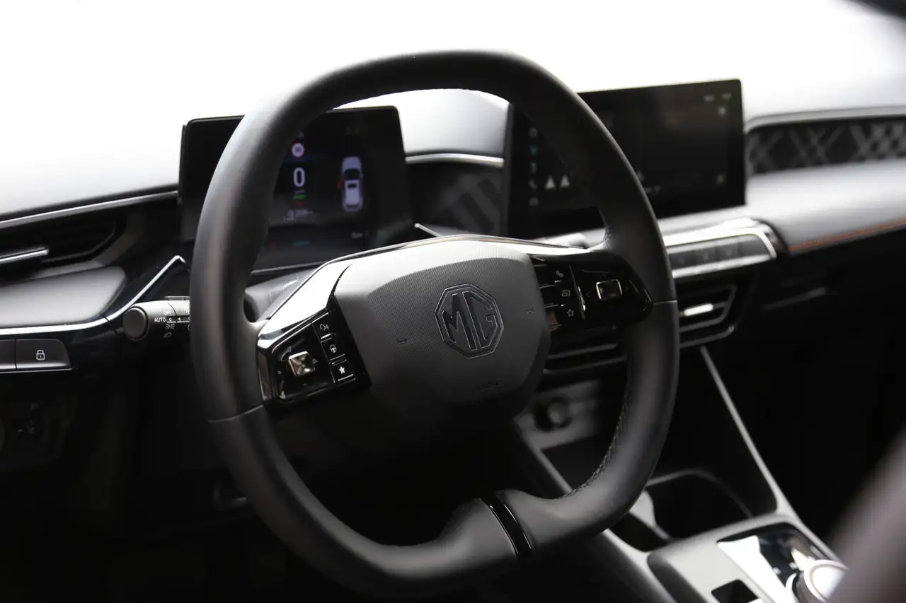 MG MG3 Hybrid+ 1.5 Hybrid+ Luxury Navi Camera LED, миниатюра 9
