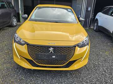 e-208 50 kWh Allure Pack