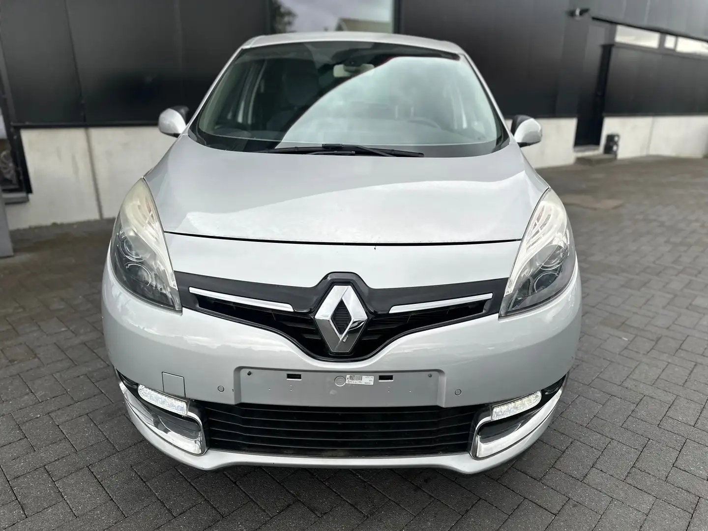 Renault Scenic 1.2 TCe Energy Dynamique 124000km GPS Plateado - 2