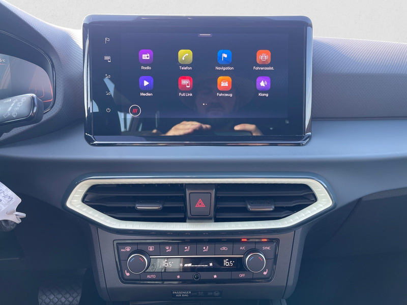 SEAT Arona Style TSI DSG|AHK|NAVI|KAMERA|APP-CONNECT| — photo 12