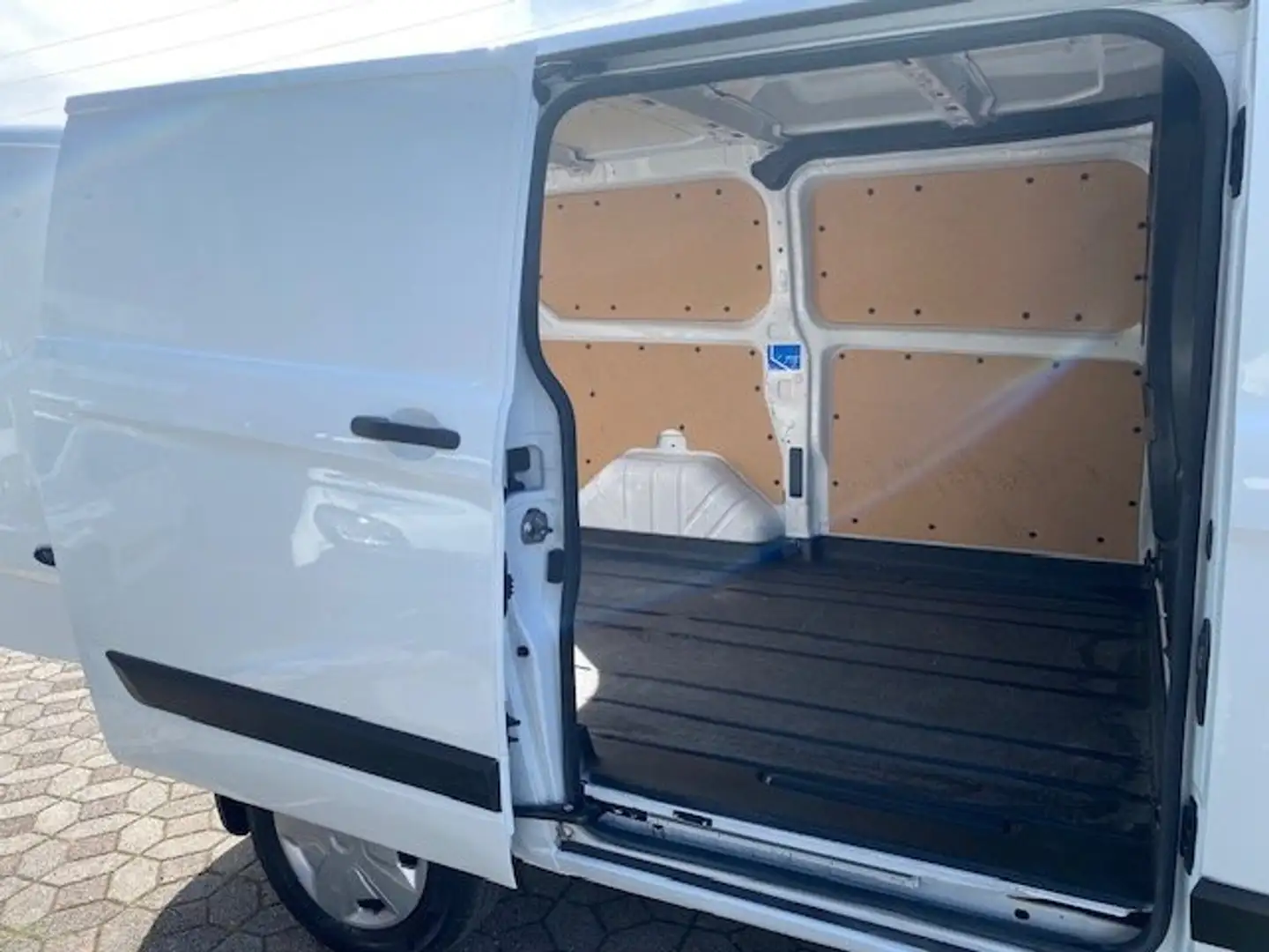 Ford Transit Custom 32  2.0 TDCI 130 CV  L1H1 Blanc - 2