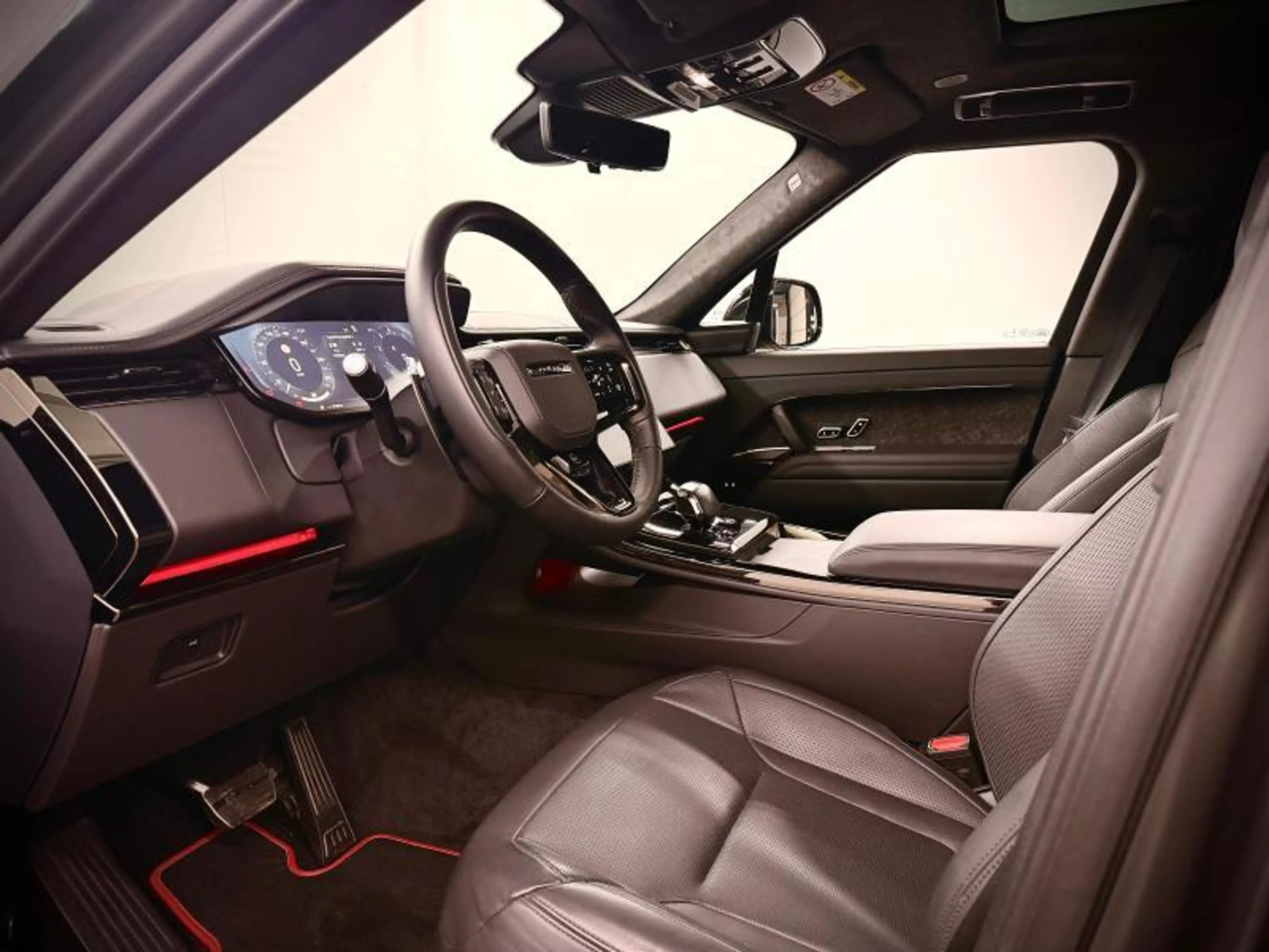 Land Rover Range Rover Sport P635 SV Celestial Theia Curation 25MY — photo 14