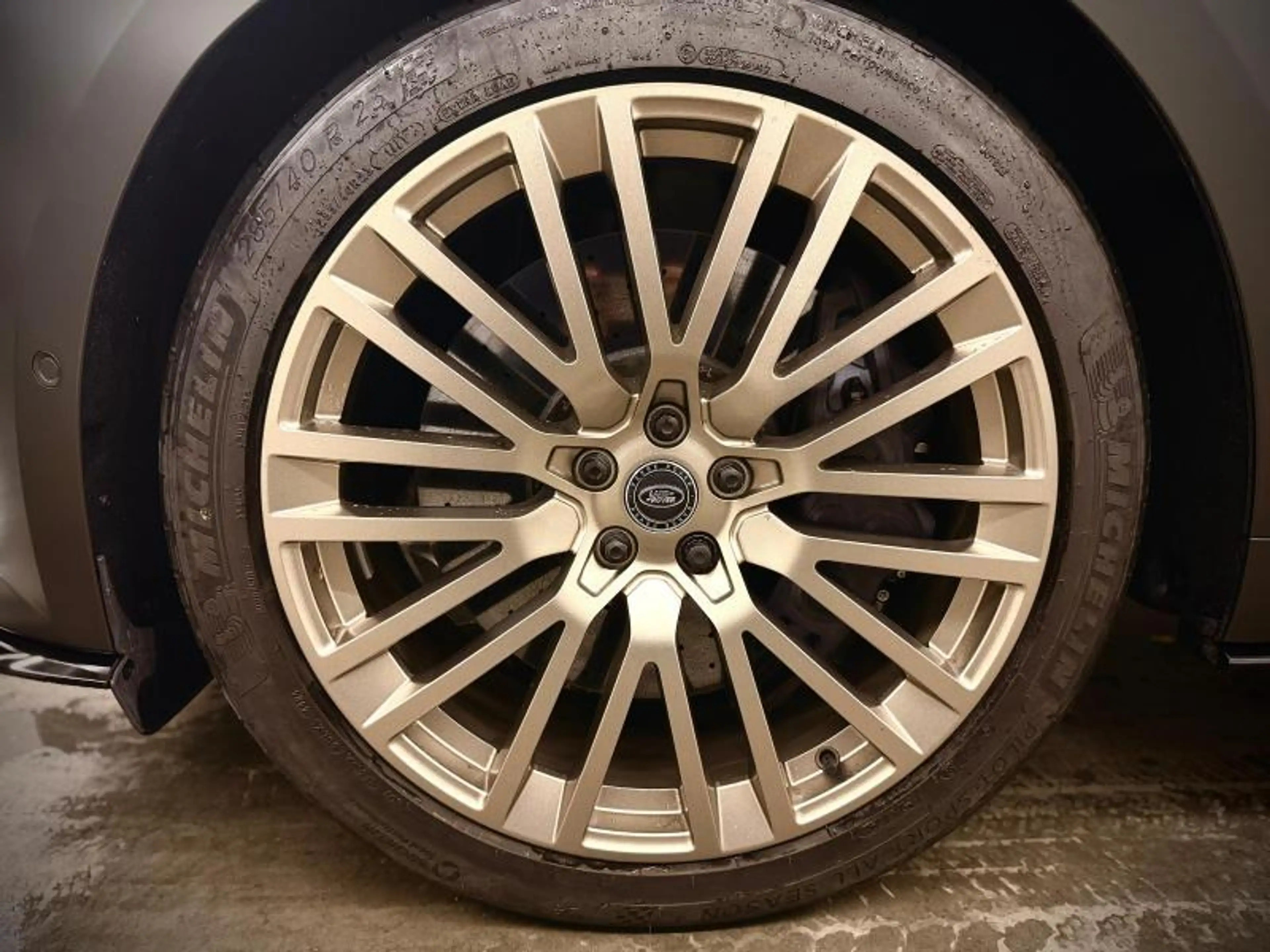 Land Rover Range Rover Sport P635 SV Celestial Theia Curation 25MY — photo 11