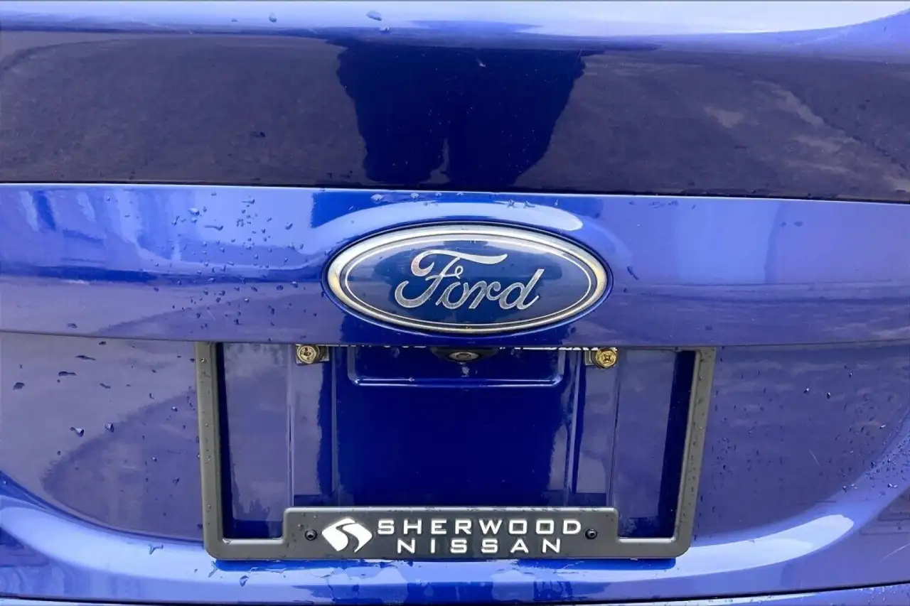 Ford Escape снимка Ford Escape