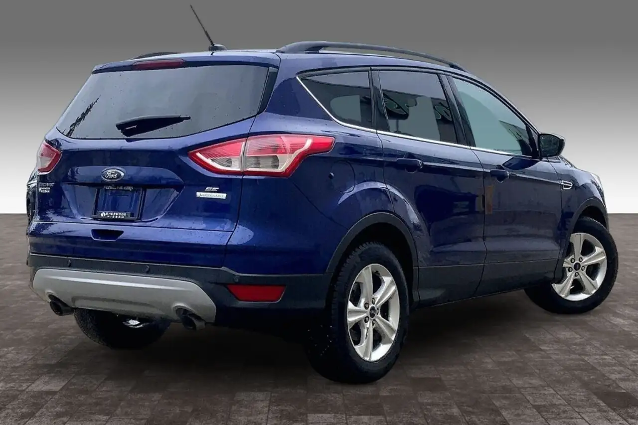 Ford Escape снимка Ford Escape