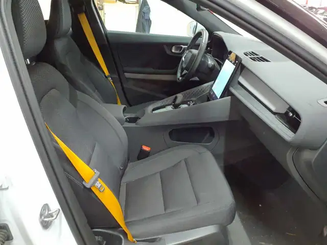 Polestar 2 view 7