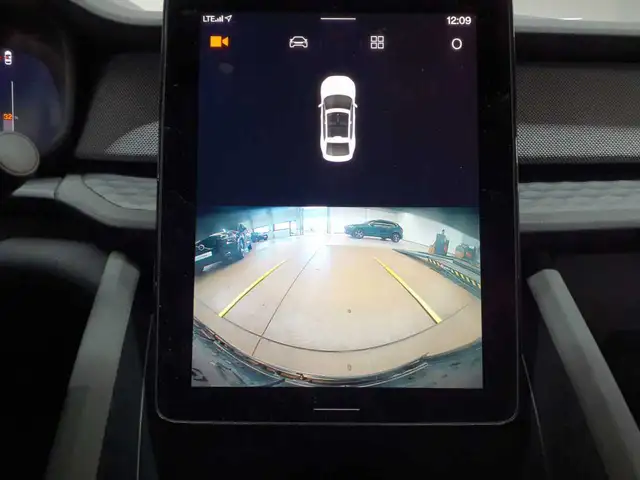 Polestar Polestar 2 view 16
