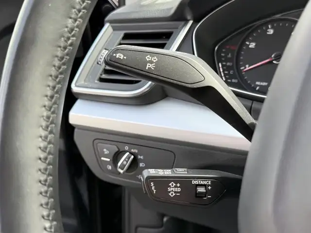 Audi Q5 view 13