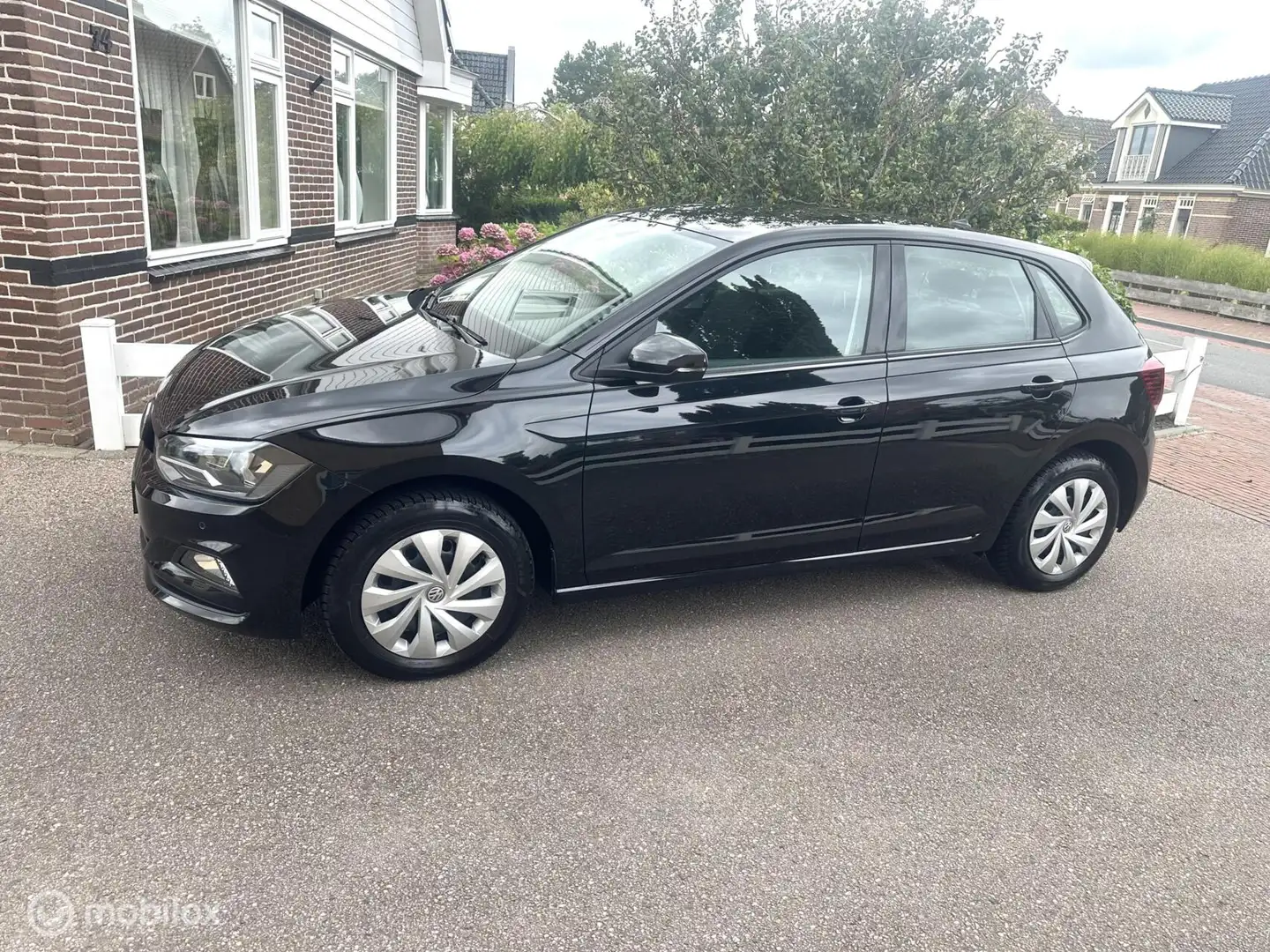 Volkswagen Polo 1.0 TSI 95PK DSG AUTOMAAT COMFORTLINE PARKEERSENSO Noir - 2