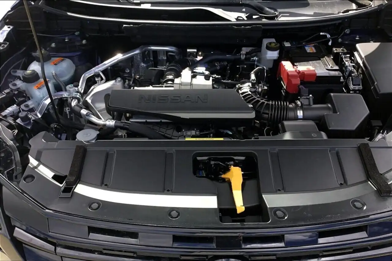 Nissan Rogue снимка Nissan Rogue