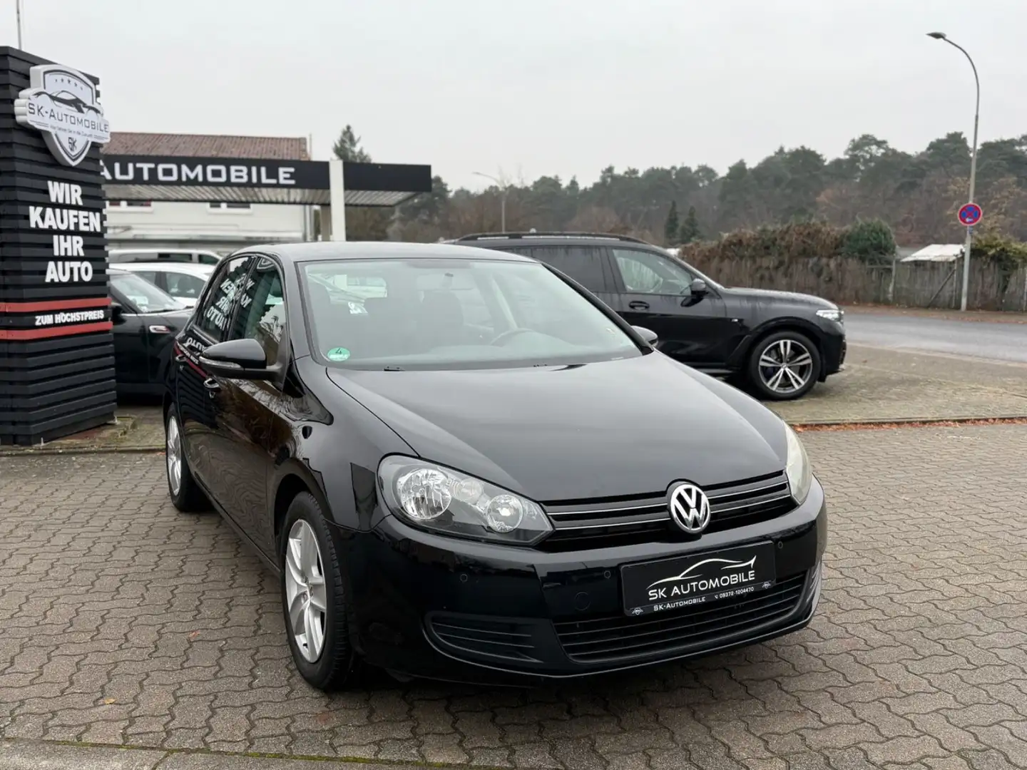 Volkswagen Golf VI Comfortline 1.HAND-KLIMA-PDC-TÜV 04-2026 Negro - 1
