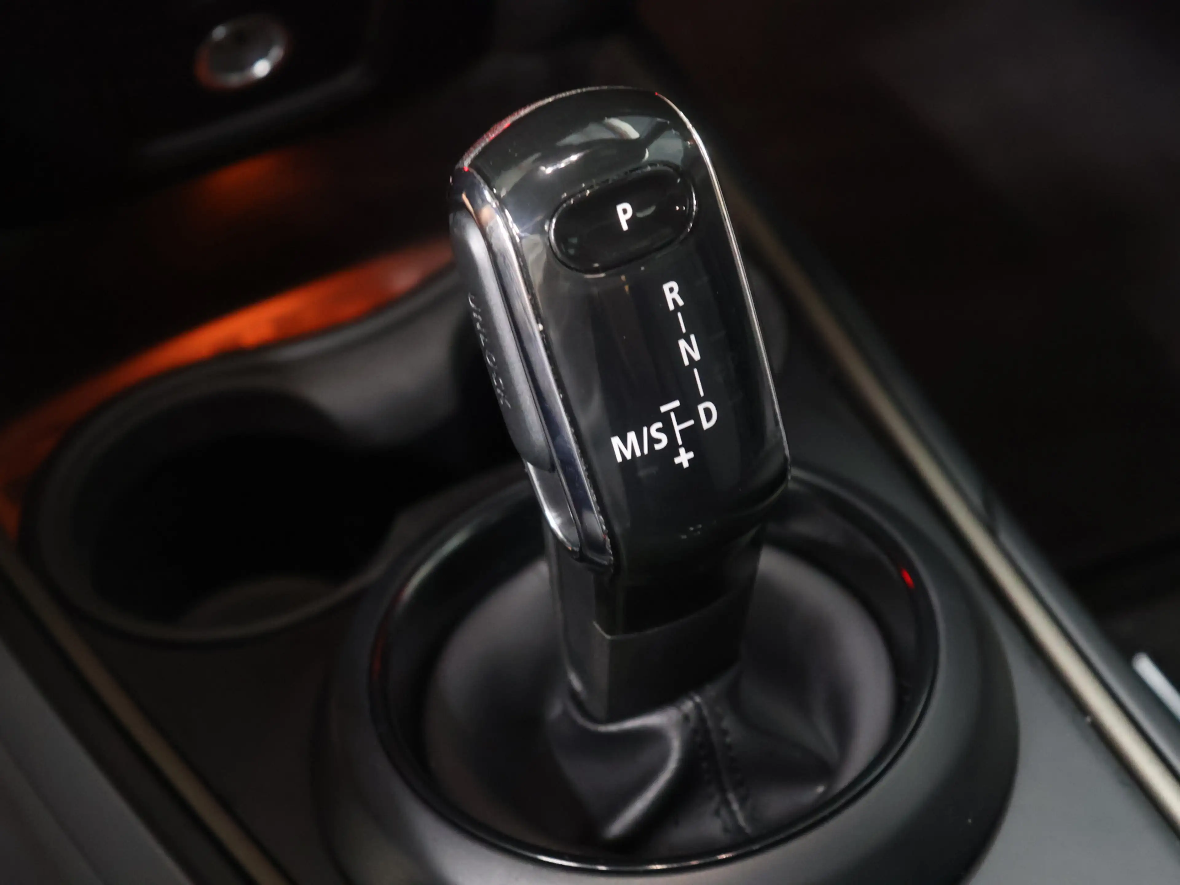 MINI Cooper Countryman 1.5 Business Edition [APPLE CARPLAY, ANDROID, STOE — photo 18