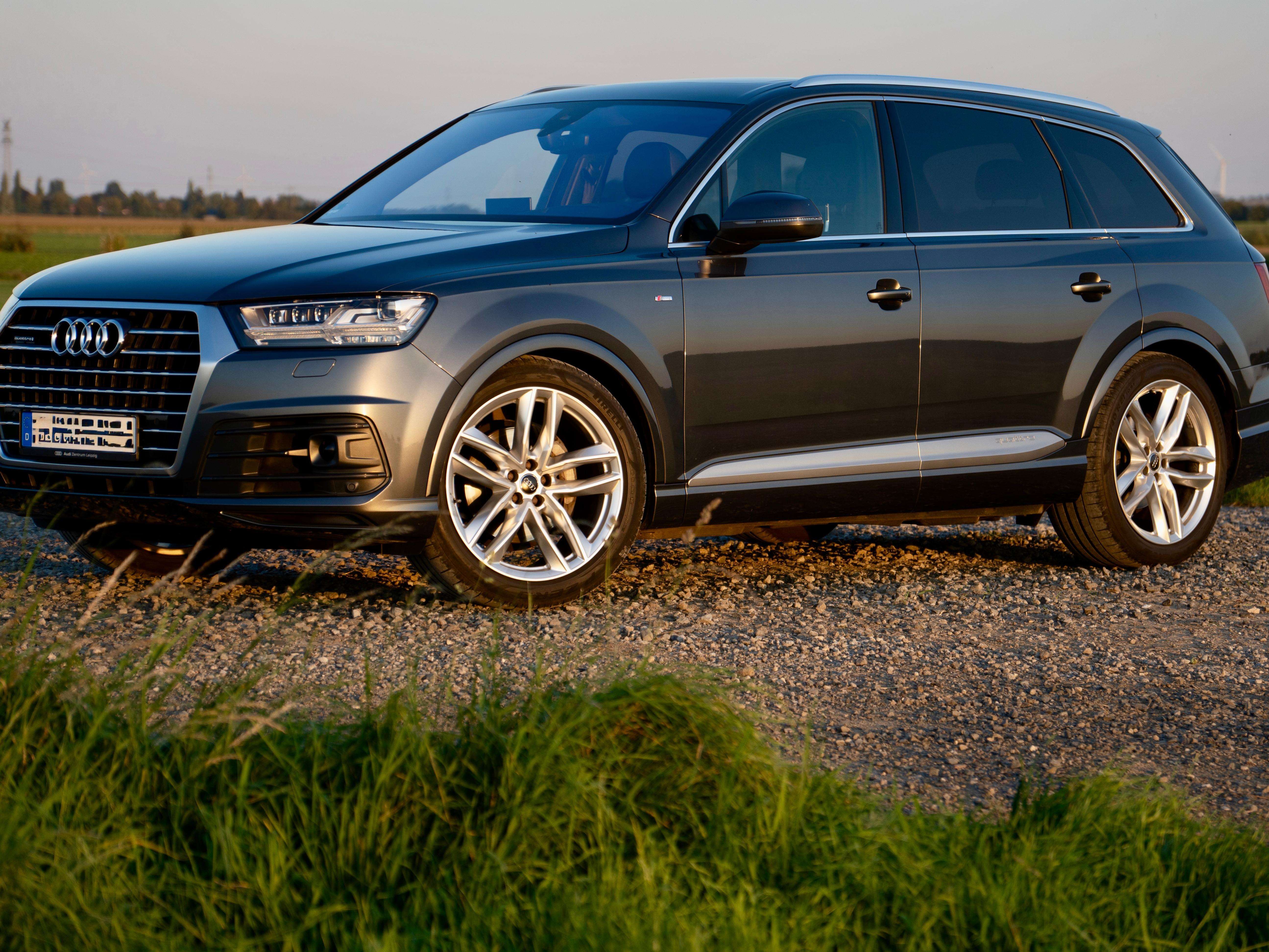 Second hand Audi Q7 3.0