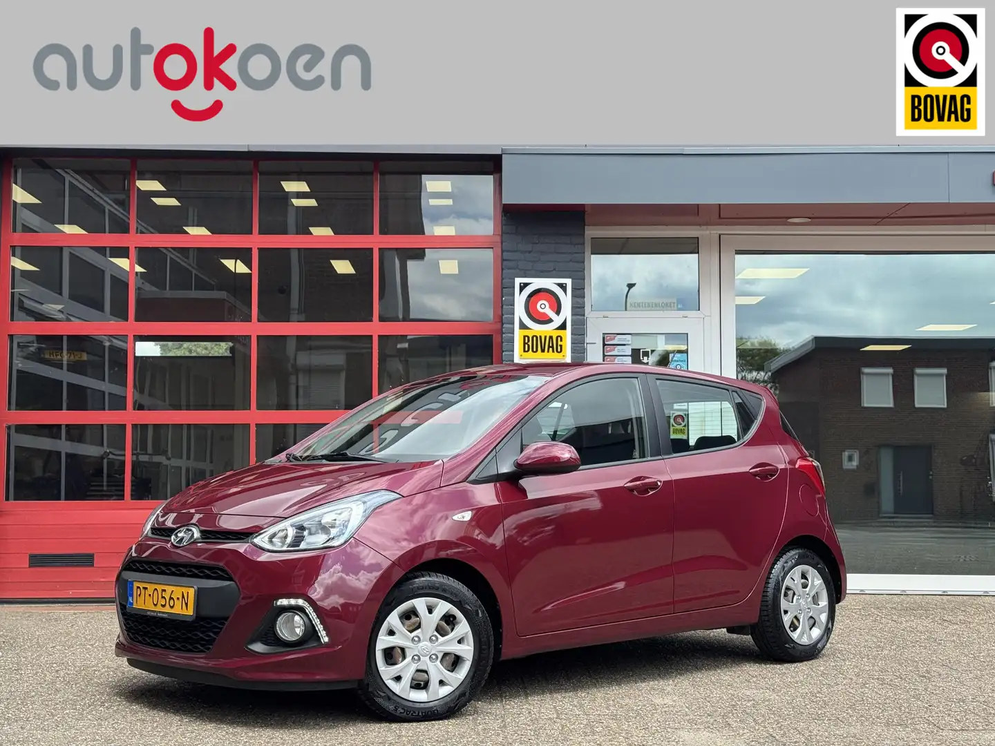 Hyundai i10 1.0i i-Motion Premium *CRUISE CONTROL/AIRCO* Rood - 1