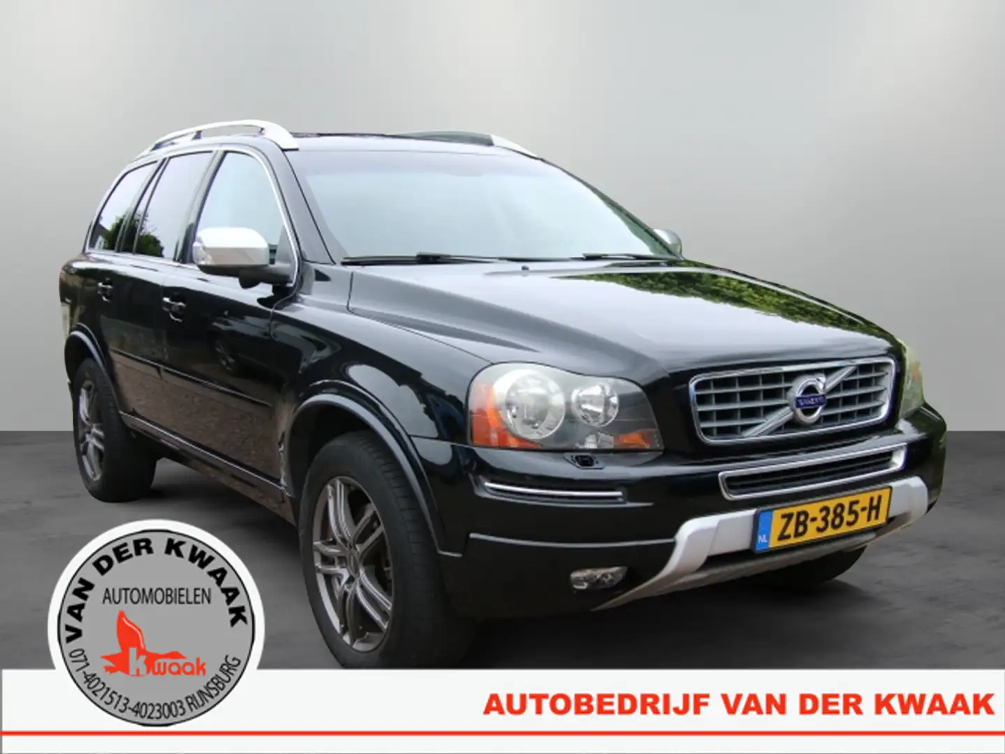 Volvo XC90 3.2 Momentum Noir - 1
