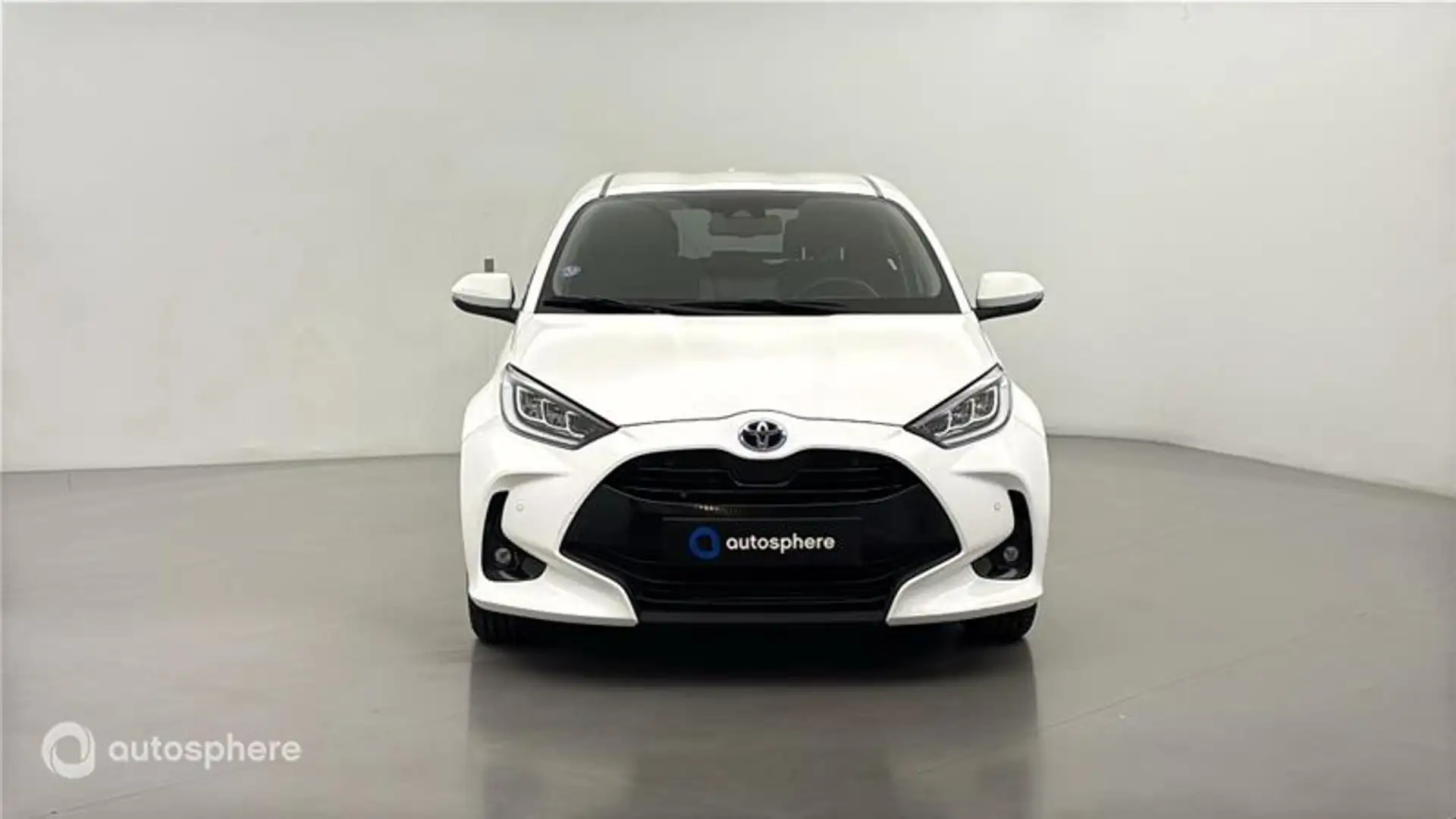 Toyota Yaris 116h Design 5p MY22 - 2