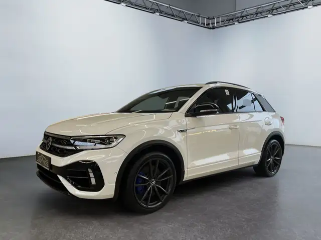 Volkswagen T-Roc view 2