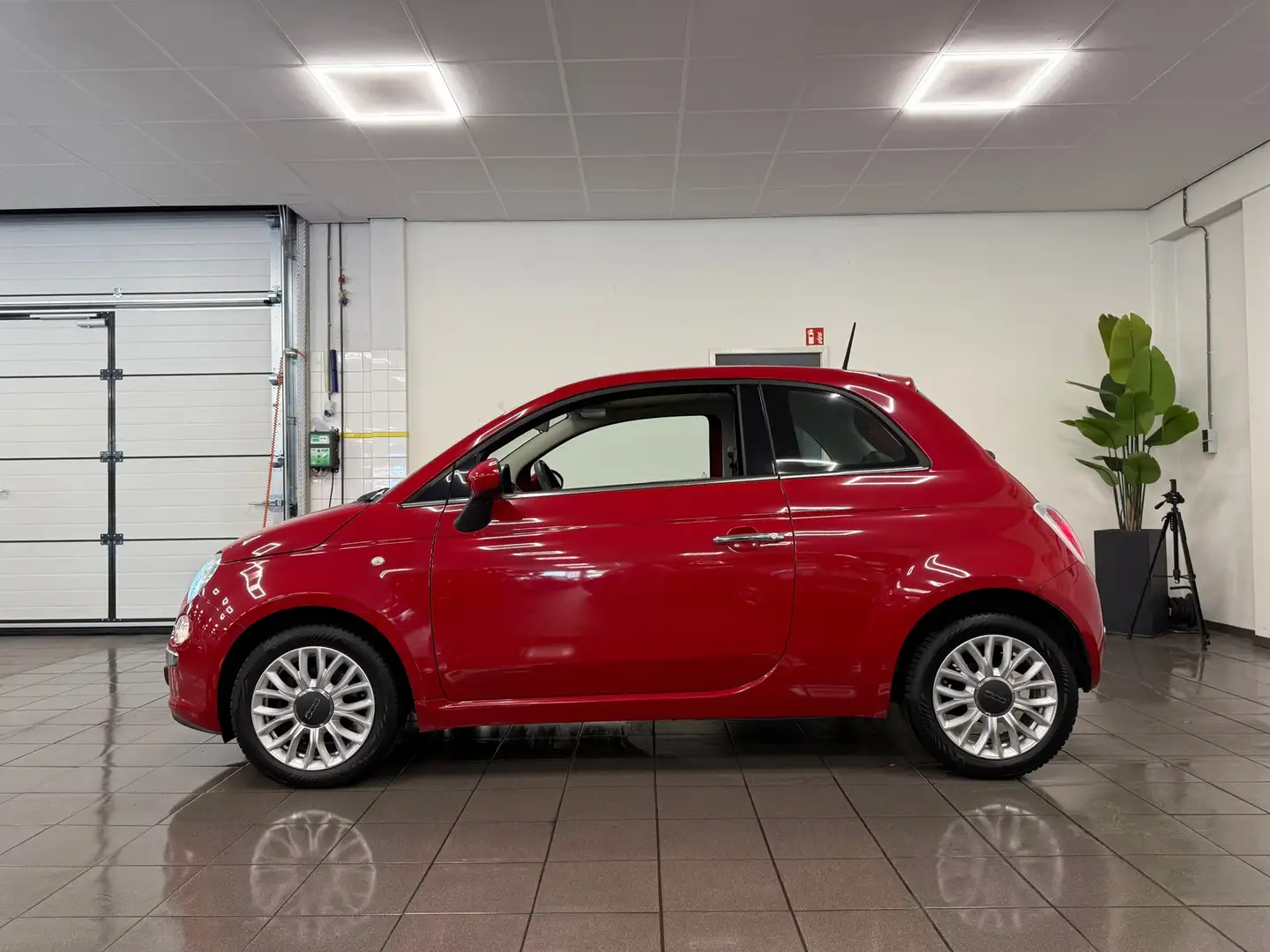 Fiat 500 0.9 TwinAir Turbo Lounge * Panoramadak / Airco / L Rot - 2