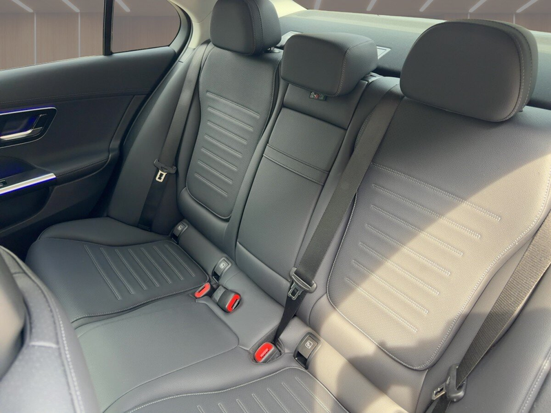 Mercedes-Benz C 180 C 180 AMG-Line/R.Kamera/LED/Ambien./Keyless/MBUX — photo 15