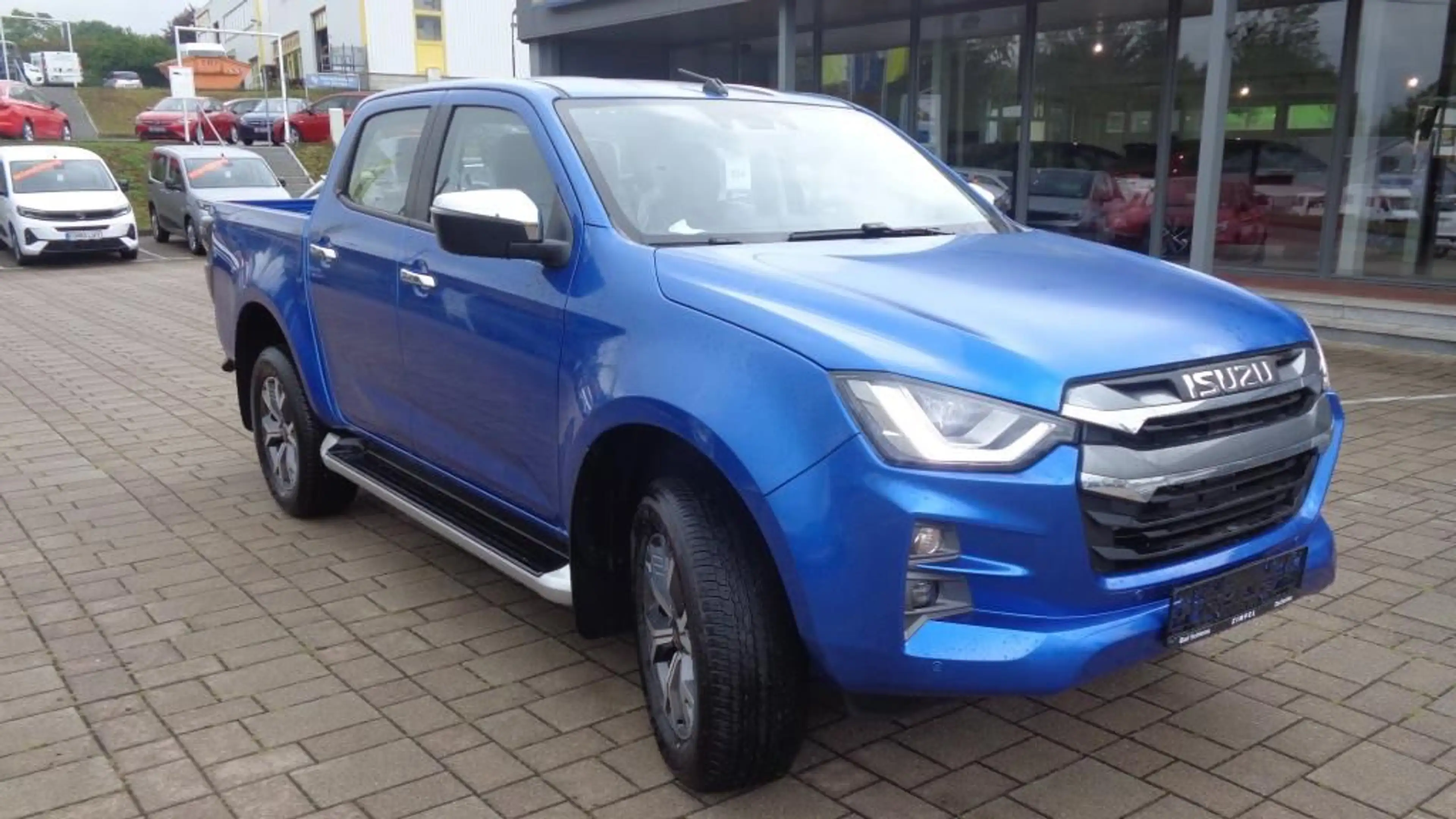 Isuzu D-Max Double Cab 4x4 LSE Klimaautomatik+LED+Kame — photo 3