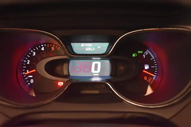 Renault Captur view 8
