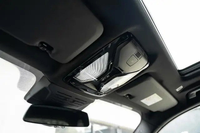 BMW X5 view 14