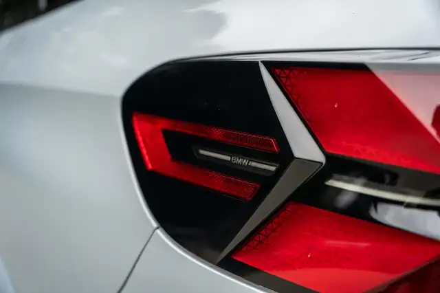 BMW X5 view 21