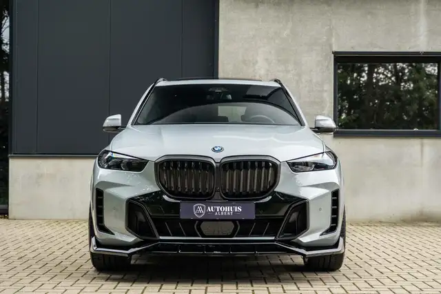 BMW X5 view 18
