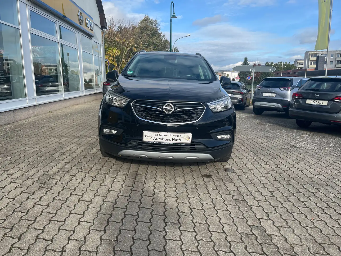 Opel Mokka X ON Start/Stop *Winterpaket*Klimaautomatik*Tempomat Schwarz - 2