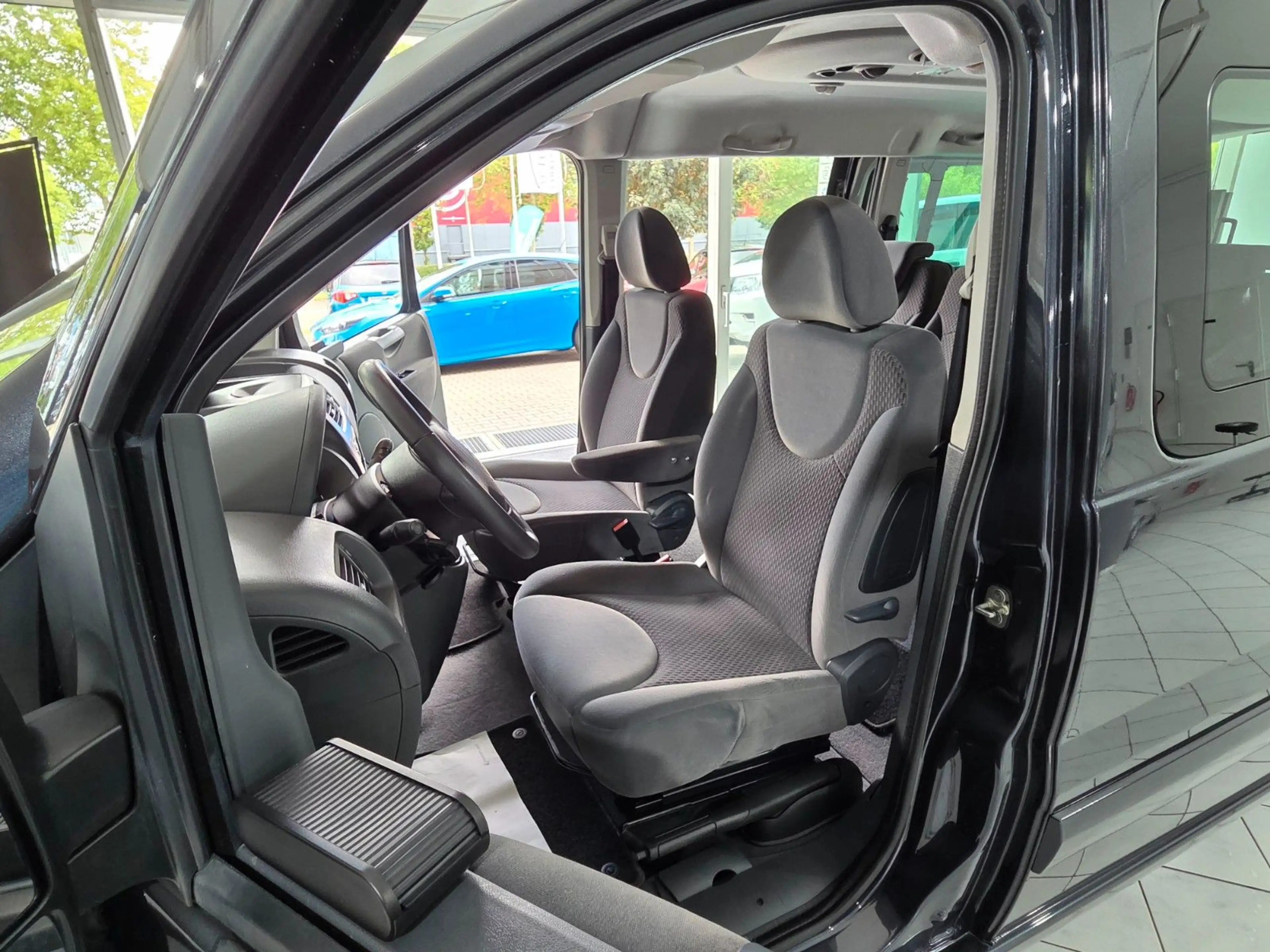 Citroen Jumpy L2 Multispace Exclusive ROLLSTUHLRAMPE — photo 9