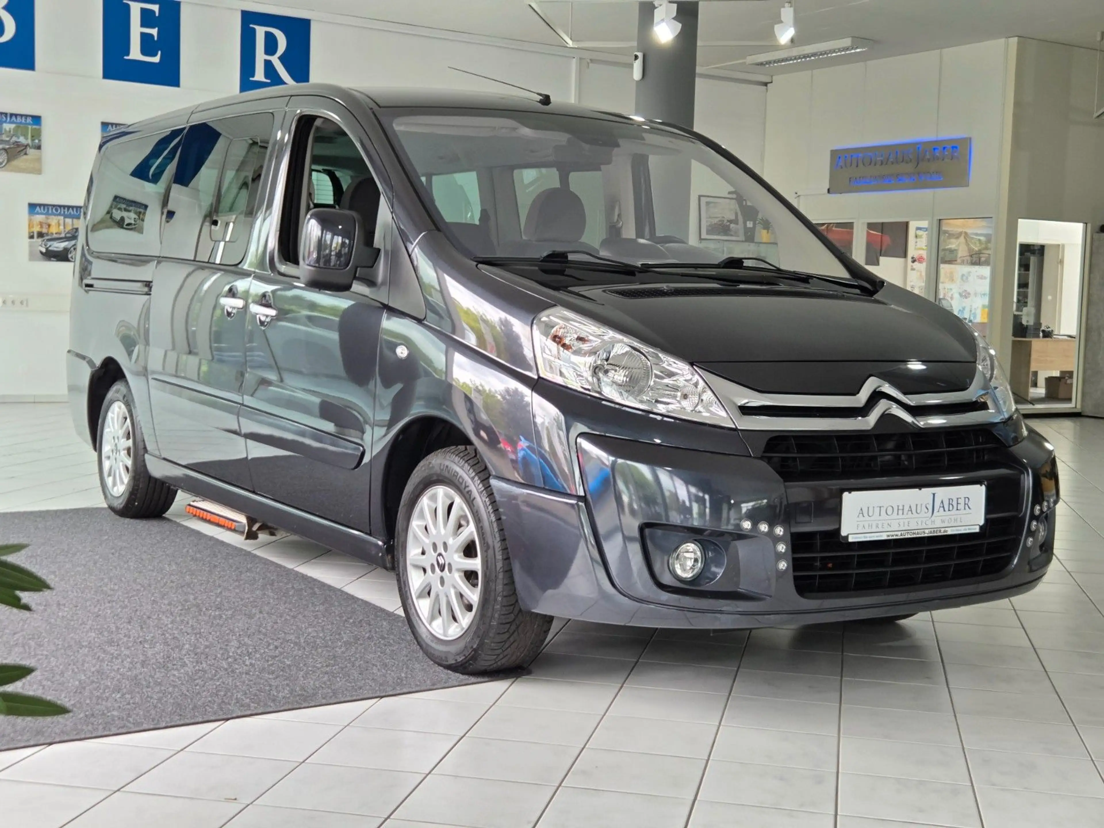 Citroen Jumpy L2 Multispace Exclusive ROLLSTUHLRAMPE — photo 3
