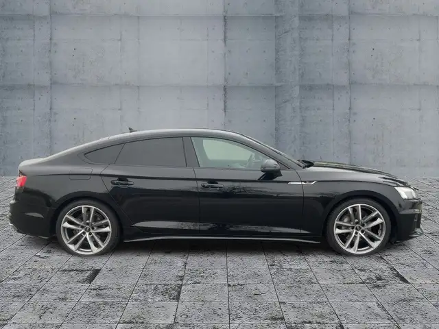 Audi A5 view 7