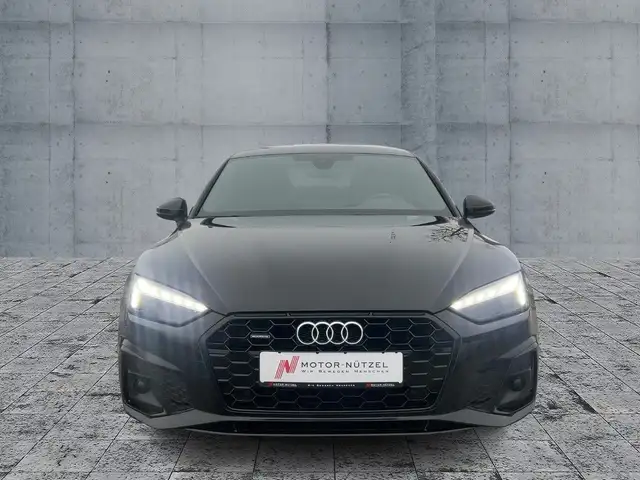 Audi A5 view 3
