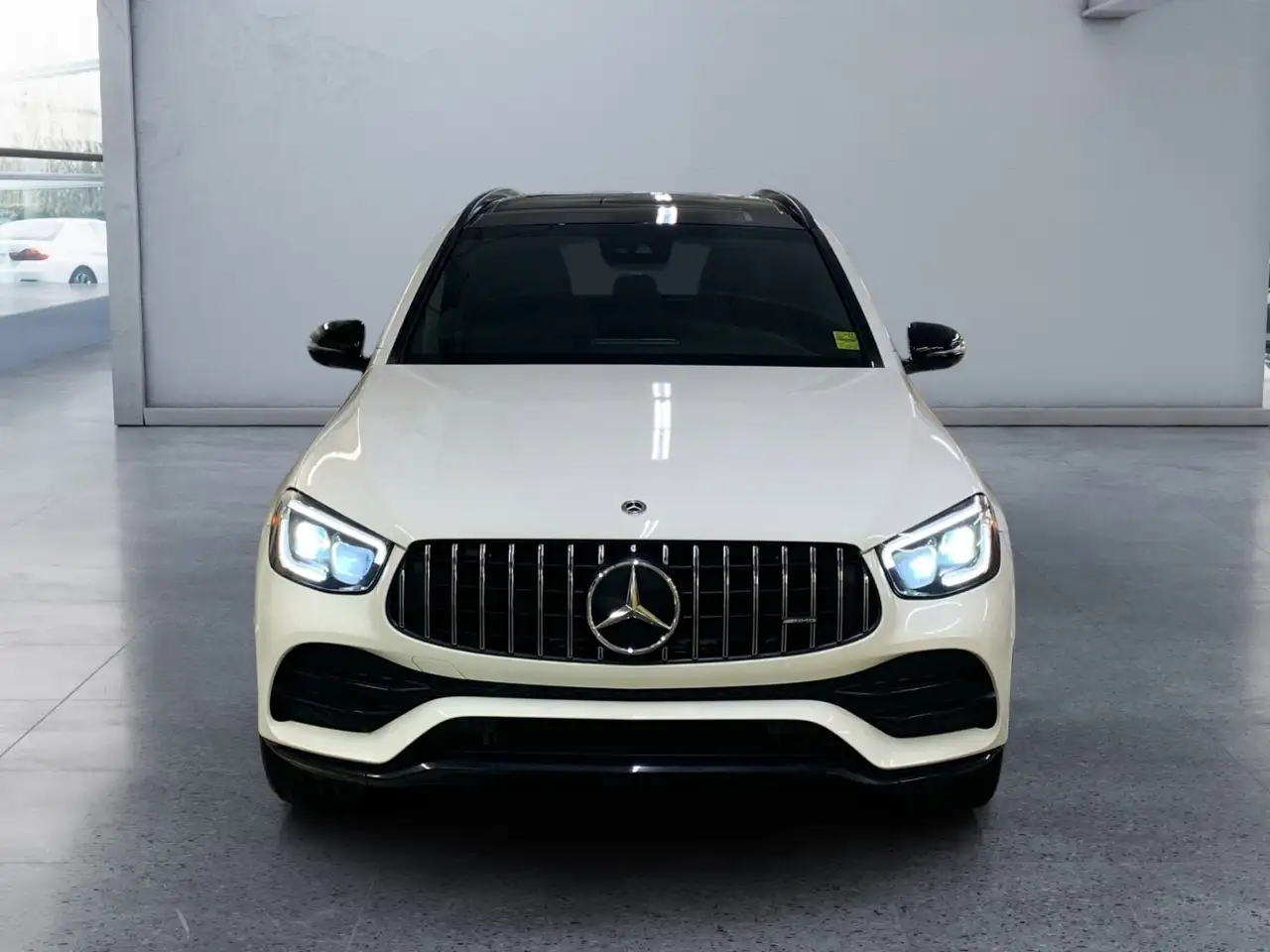 Mercedes-Benz GLC снимка Mercedes-Benz GLC