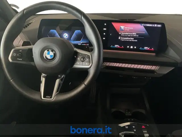 BMW 1 Series view 15