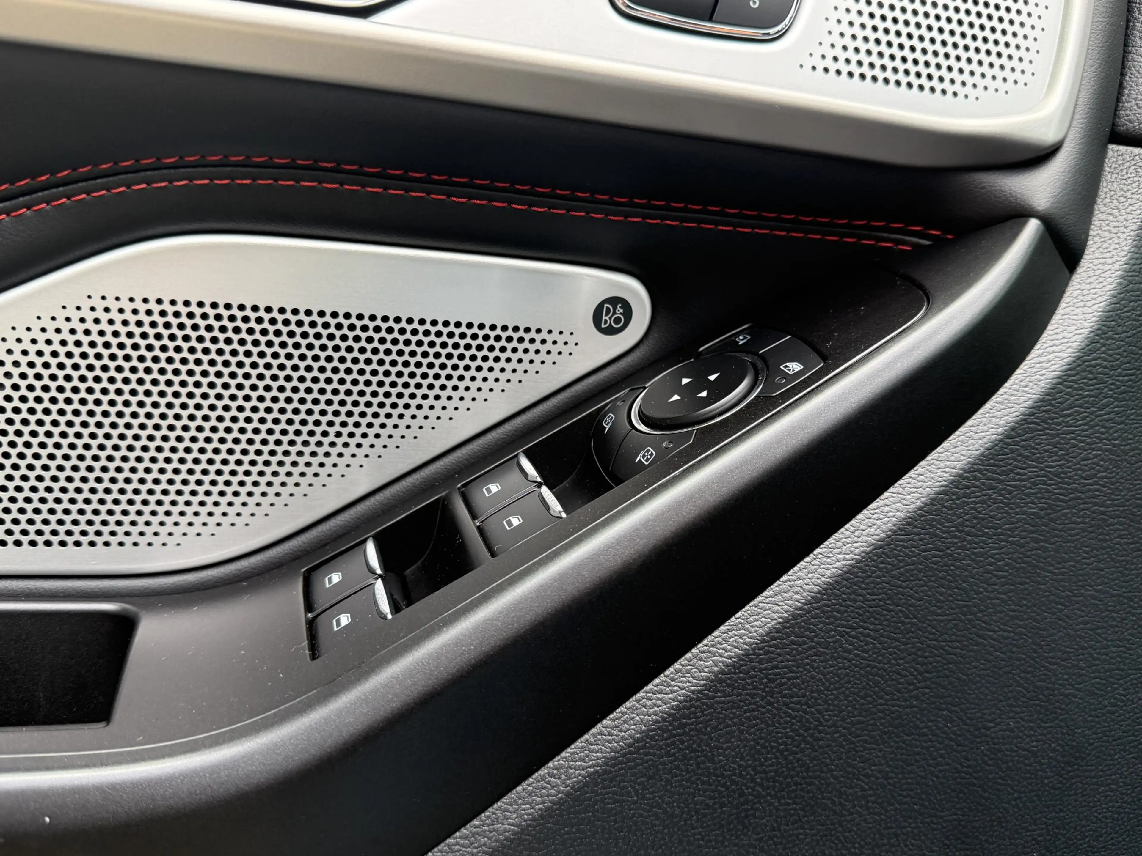 Ford Explorer 3.0 V6 EcoBoost PHEV ST-Line | 7-persoons | Trekha — photo 44