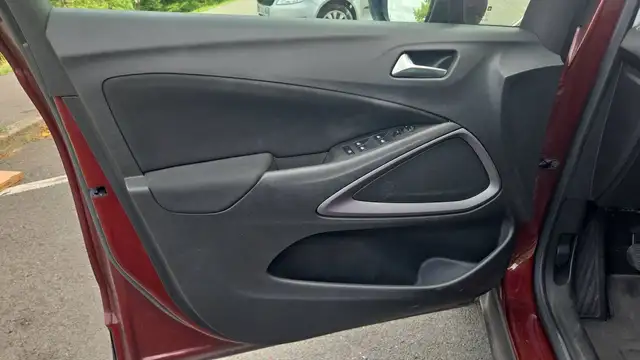 Opel Crossland X view 7