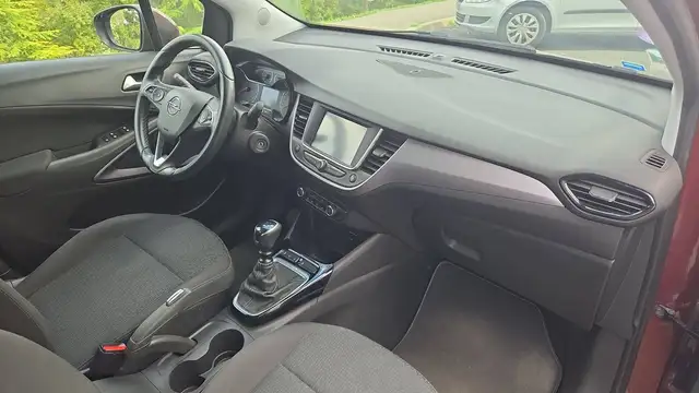 Opel Crossland X view 10